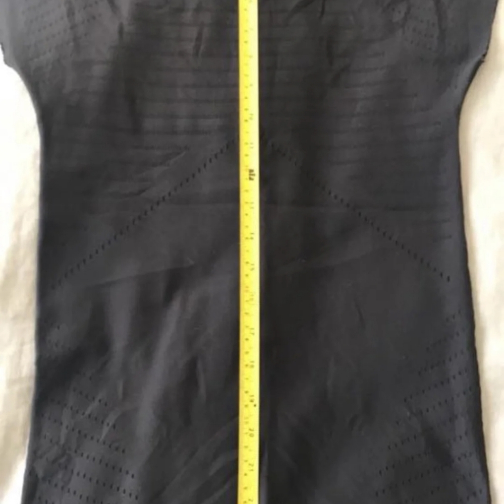 Lululemon Time Warm Top size 4(sold)